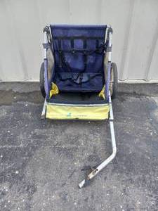 lot 44 image: BIKE TRAILER