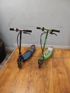 lot 51 image: 2 RAZOR SCOOTERS