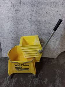 lot 12 image: Mop Bucket