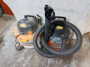 lot 13 image: WetDry Vacuums