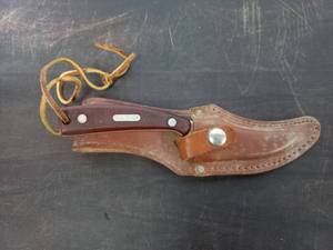 lot 86 image: Schrade Old Timer