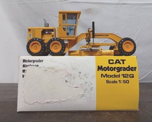 lot 98 image: CAT 12G Miniature