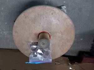 lot 128 image: Spindle Sander
