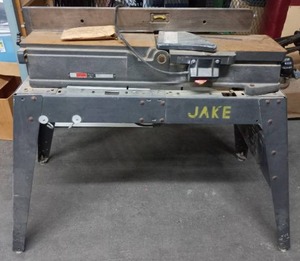 lot 2 image: Craftsman Jointer with Stand
