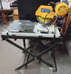 lot 3 image: QEP Tile Saw
