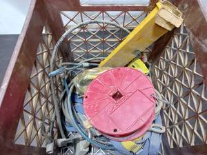 lot 106 image: Locks & Cables