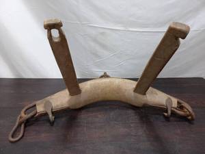 lot 116 image: Oxen Yoke