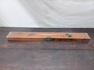 lot 138 image: Stanley Level