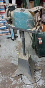 lot 330 image: Bench Grinder On Stand
