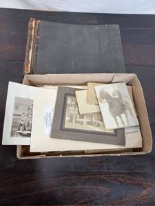 lot 14 image: Collection of AntiqueVintage Photographs