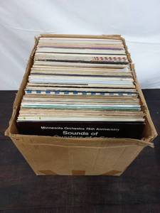lot 30 image: Box of Records