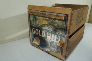 lot 298 image: Vintage Wooden Shipping Crate