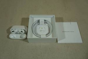 lot 84 image: Apple Airpod Pros Earbuds