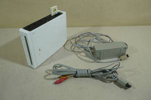 lot 146 image: Nintendo Wii Game System