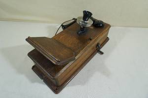 lot 269 image: Antique Western Electric Company Telephone