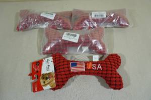 lot 274 image: 4 Petlou Plush Squeaking Dogs Toys