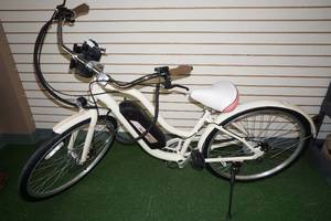 lot 283 image: Huffy Panama Jack Electric Bike - Not Working