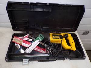 Dewalt Sawzall with case