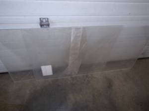 2 Pieces of Plexiglass 2 x 4