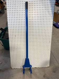 New Deluxe Pallet Buster  Pallet Breaker Bar $89 Retail