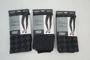 lot 25 image: Seamless Leggings