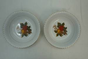 lot 37 image: vintage serving bowl