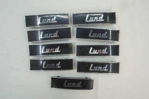 lot 40 image: Lund boat trim