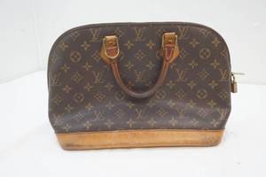 lot 61 image: Louis Vuitton bag