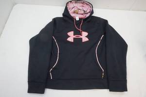 lot 66 image: Under Armour Hoodie
