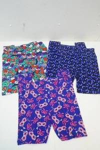 lot 144 image: LuLaRoe Leggings