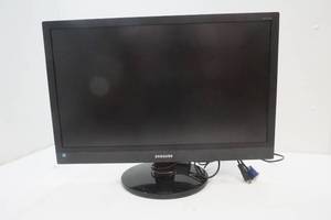 lot 147 image: Samsung Monitor