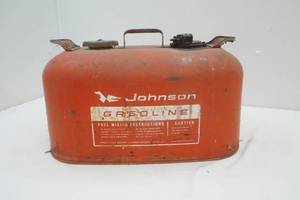 lot 196 image: Johnson boat tank