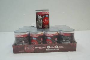 lot 271 image: Purina One dinners