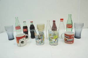 lot 278 image: Coke collectibles