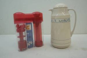 lot 285 image: Corning coffee server, cookie press