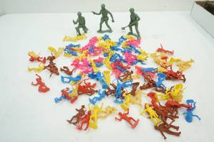 lot 298 image: Cowboys , Indians, Military figures
