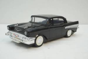 lot 329 image: Vintage Chevrolet video cassette  rewinder