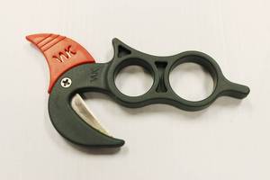 lot 57 image: Wyoming Knife WK Compact Skinner With Sheath & Extra Blade Made In USA