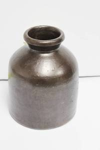 lot 79 image: Brown Glaze Stoneware Vintage Crock
