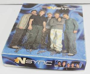 lot 86 image: NSYNC & Back Street Boys Vintage School Supplies