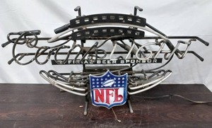 lot 22 image: Coors Light Neon Bar Sign