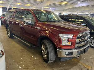 lot 2 image: 2017 Ford F-150 Lariat 4x4 Crew Cab