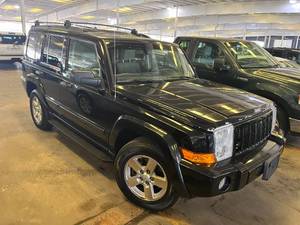 lot 14 image: 2006 Jeep Commander 4x4