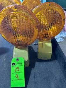 lot 9 image: Barricade Lights - Set of (2)