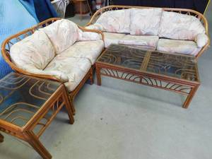 lot 51 image: Patio set