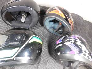 lot 115 image: 4 Helmets