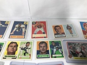lot 251 image: Lot of Football Cards