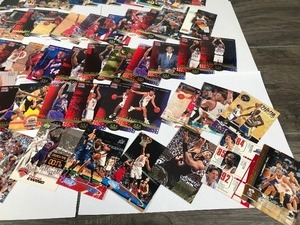lot 255 image: Lot of Basketball Cards