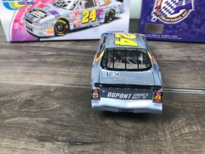lot 275 image: 2000 Action Racing Collectibles Nascar Jeff Gordon #24 Monte Carlo  DuPont Nascar 2000 124 scale die cast stock car
