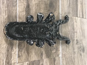 lot 297 image: Vintage Heavy Cast Iron Beetle Cricket Style Cowboy Boot Jack Pull